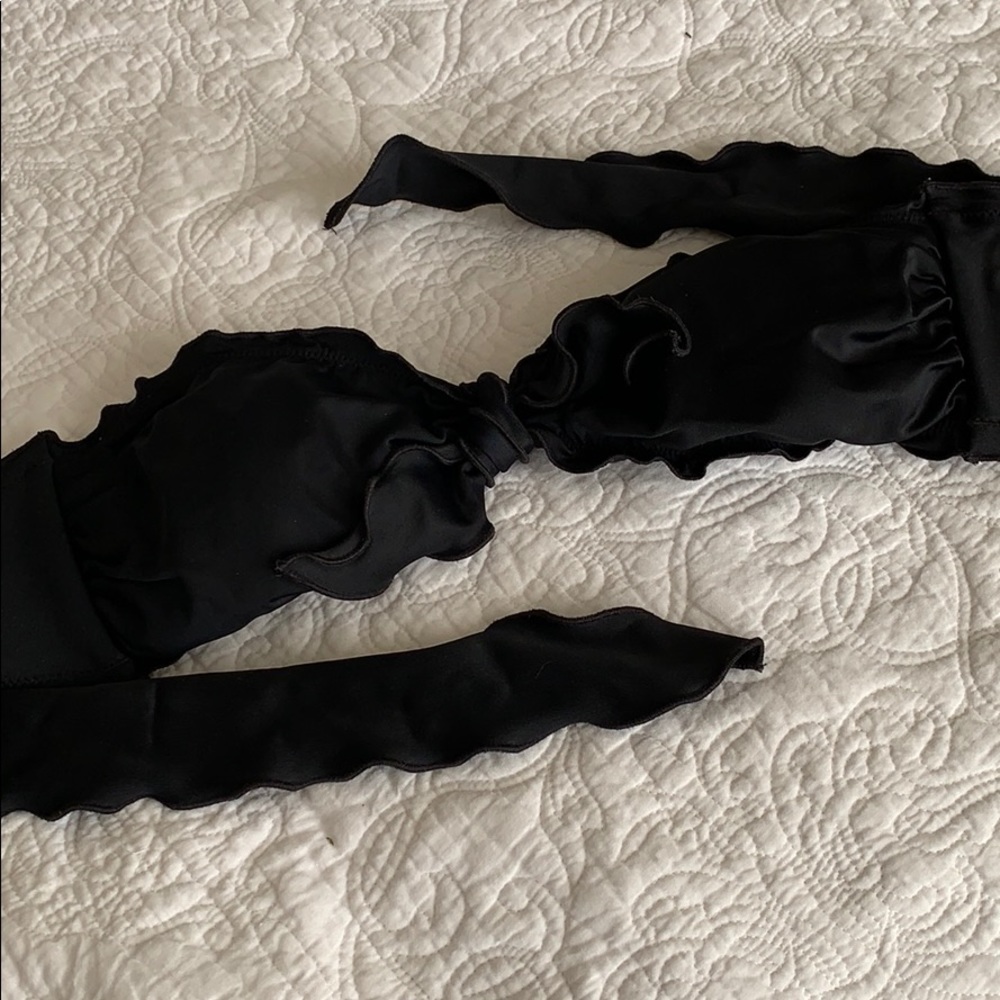 Black small bandea swim top